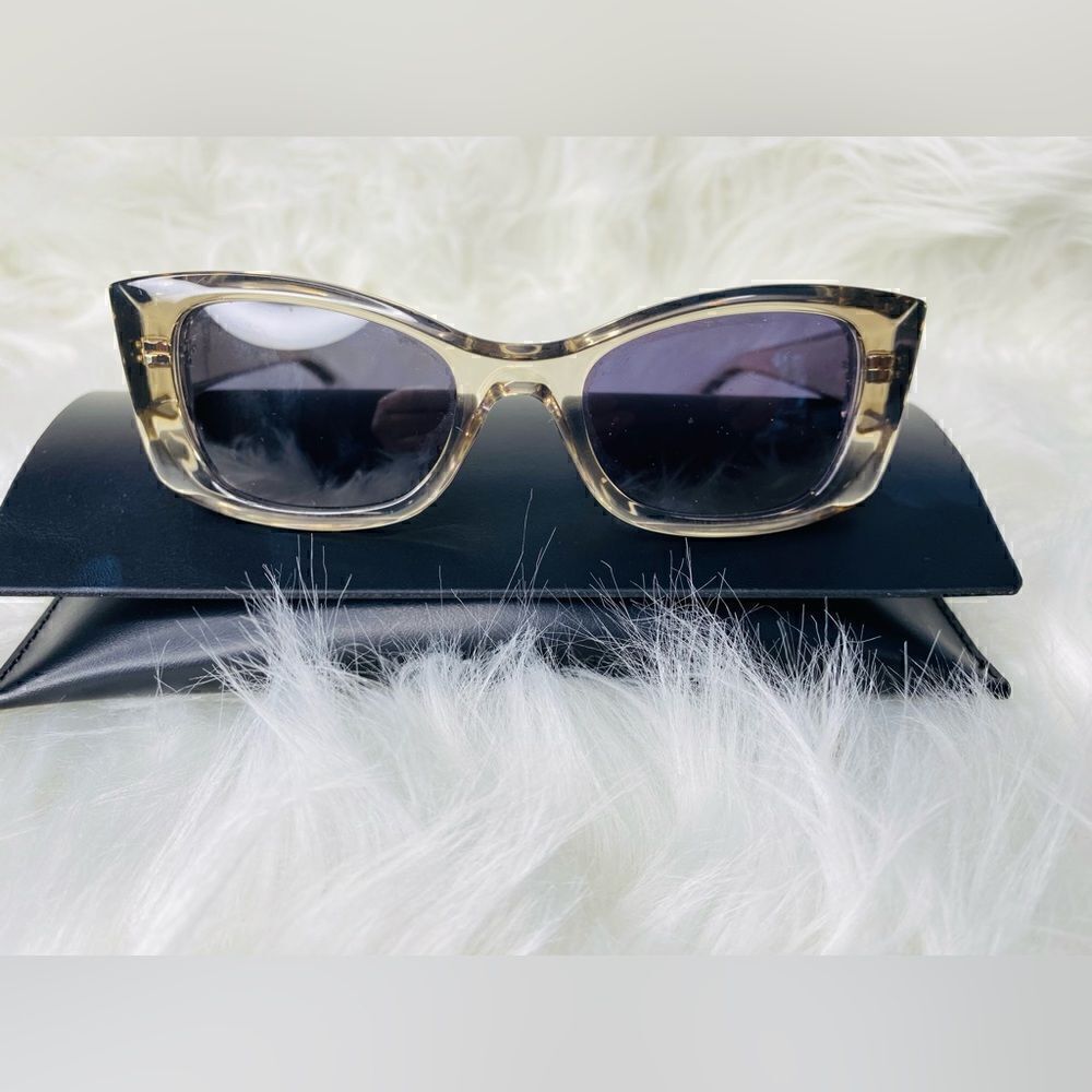 🛍️Yves Saint Laurent Authentic Ultra Cat Eye Sunglasses